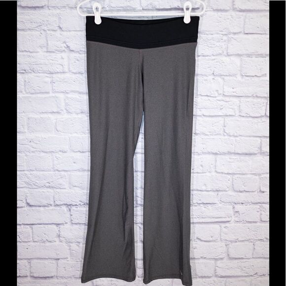 Champion Pants - CHAMPION • yoga pants